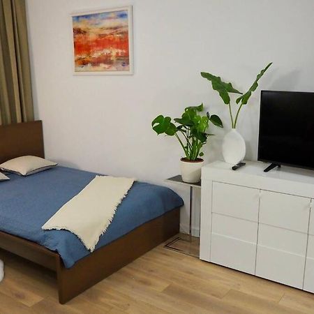 Studio Nr 4 Close To Medicover And Paley Institute Warschau Buitenkant foto